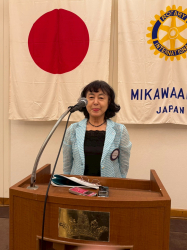 沓名由美子幹事