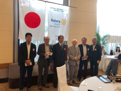 10月に記念日を迎えた会員の皆さん 10月に記念日を迎えた会員の皆さん