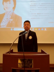 成田　徹委員長